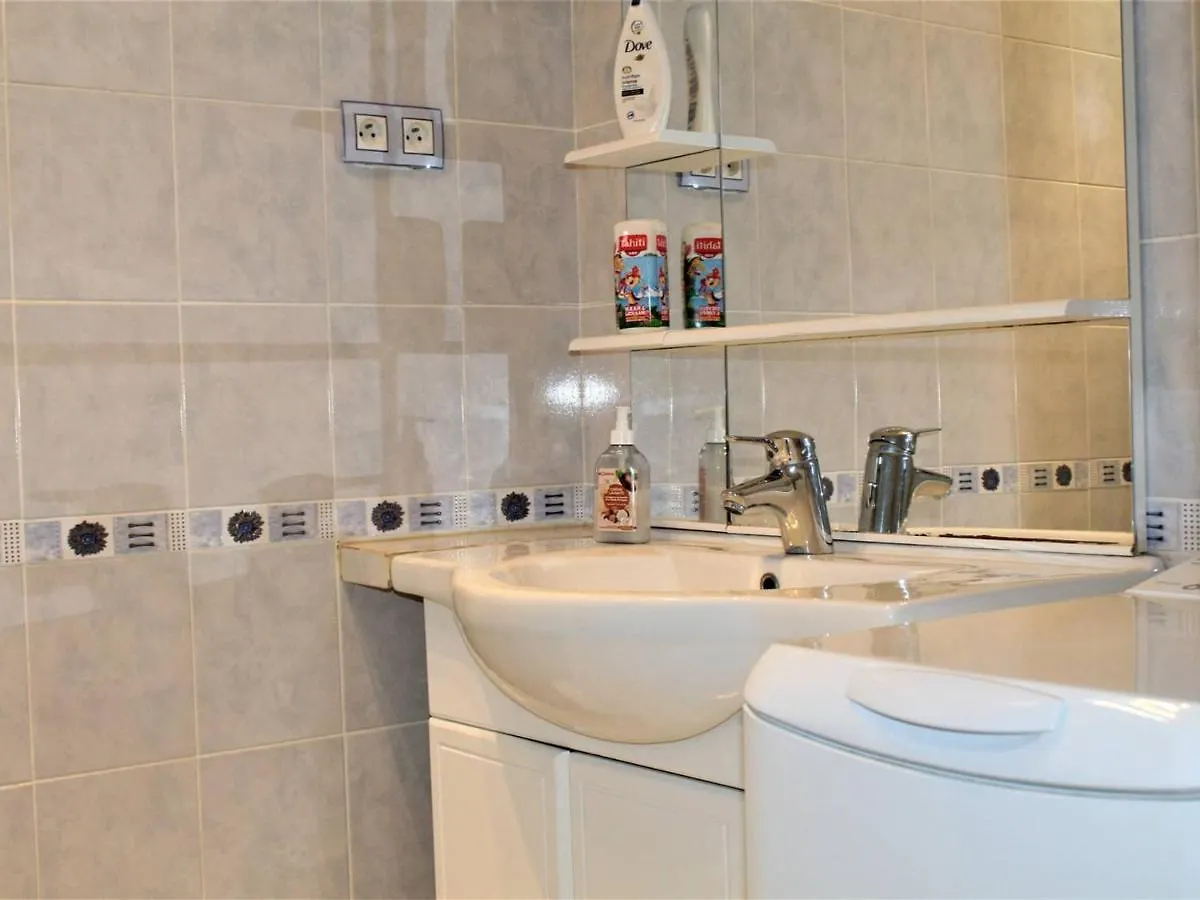 Studio En Rdj Avec Jardin, Plage A 3M, Clim Et Parking, Villeneuve-Loubet - Fr-1-252A-74